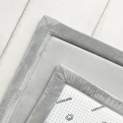 LuxKing Cloud Mat Grey Color Edge Picture