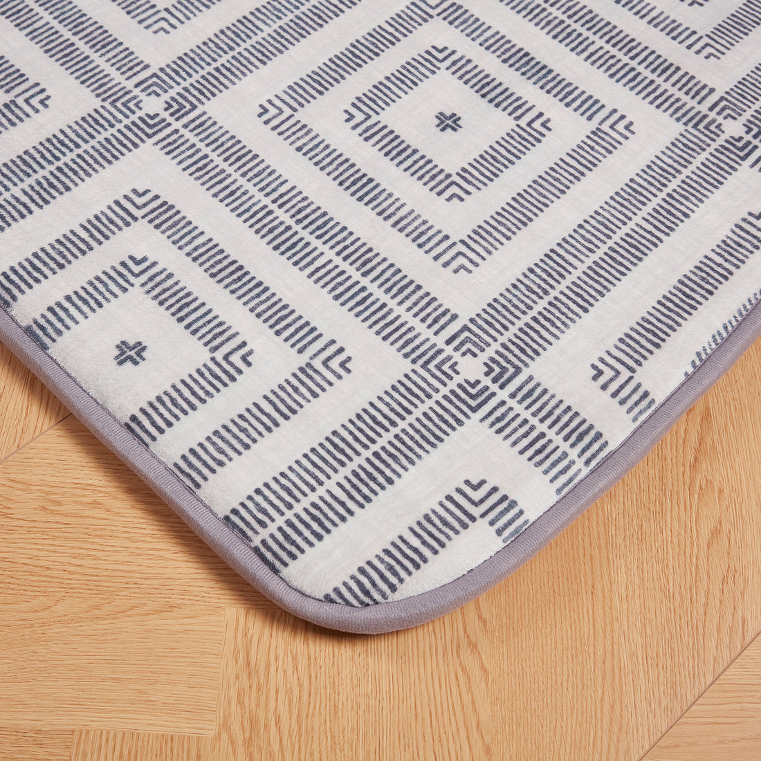 LuxKing Cloud Mat UK BW 3 Main Picture